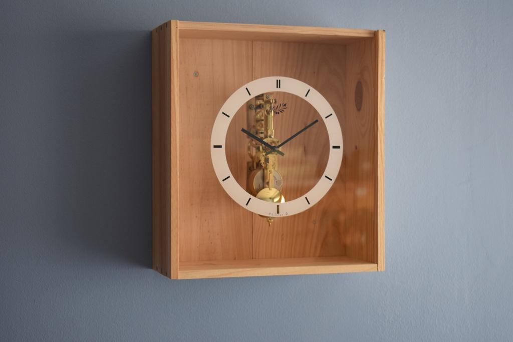 HORLOGE MÉCANIQUE A BALANCIER